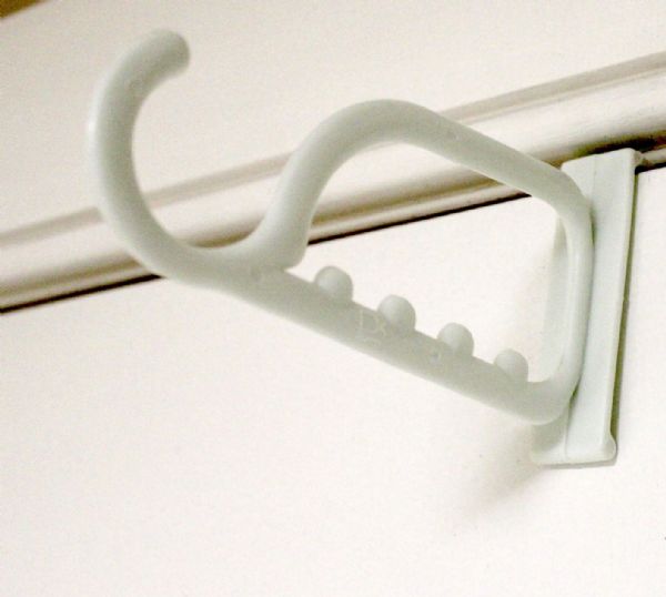 2-Pack Over The Door Hanger Hook Set Plastic White